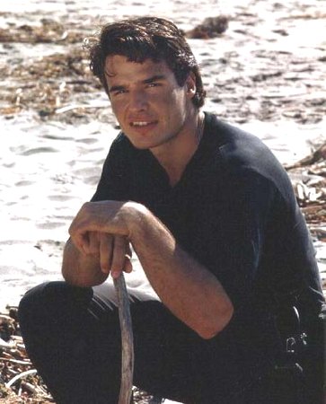 Antonio Sabato, Jr. as Alonzo Solace